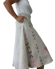 Charger l'image dans la galerie, South cotabato skirt Size M oat