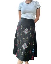 Load image into Gallery viewer, South cotabato skirt Size M