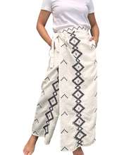 Load image into Gallery viewer, T’boli Garterized wrap pants off white 01
