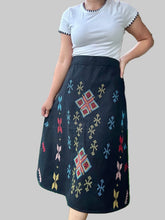Charger l'image dans la galerie, South cotabato black denim skirt Size XL