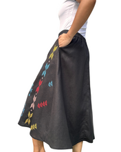 Charger l'image dans la galerie, South cotabato skirt Size M