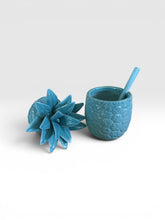 Load image into Gallery viewer, Pineapple containers with spoon