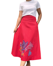 Charger l'image dans la galerie, Peacock skirt red Size XL