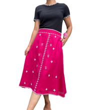 Charger l&#39;image dans la galerie, Tweetums skirt in fuchsia