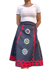 Load image into Gallery viewer, Tinubkan skirt Size S