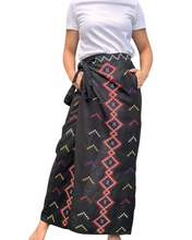 Load image into Gallery viewer, T’boli Garterized wrap pants black
