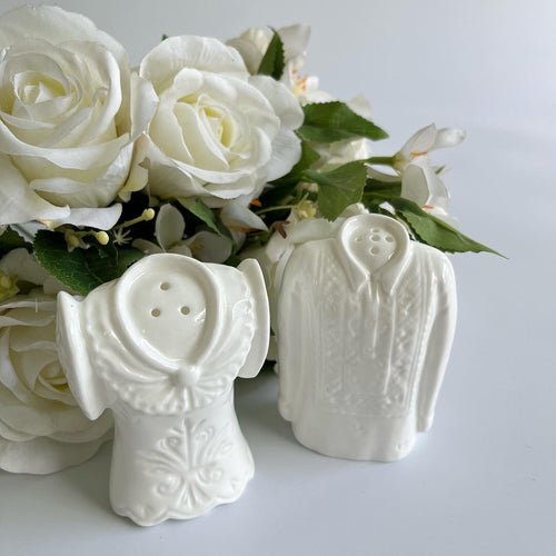 White Barong and kimona shakers