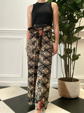 Load image into Gallery viewer, Tala 1 wrapped around pants free size