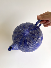 Load image into Gallery viewer, Salungo teapot small blue
