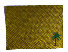 Load image into Gallery viewer, Coconut yellow placemat