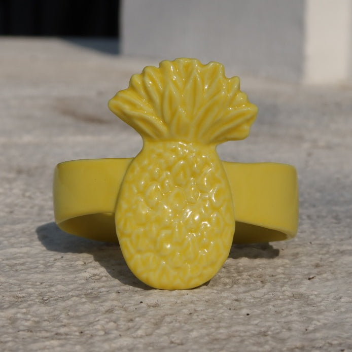 Pineapple napkin rings holder