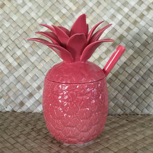 Pineapple containers with spoon