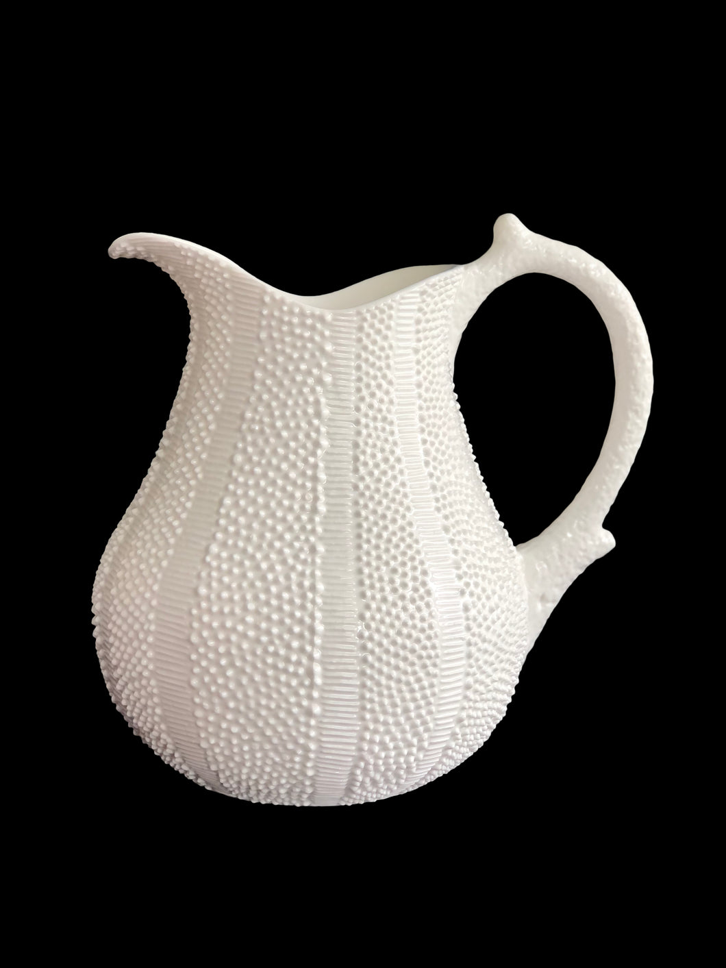 Salungo pitcher white