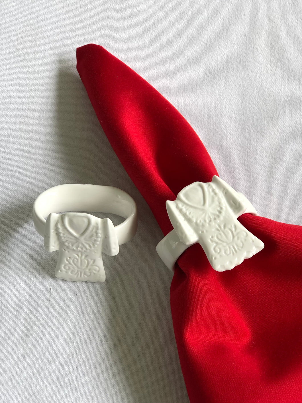 Kimona napkin rings holder