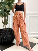 Load image into Gallery viewer, Magiliw pants in orange