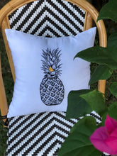Load image into Gallery viewer, Pineapple embroidered pillowcase in white